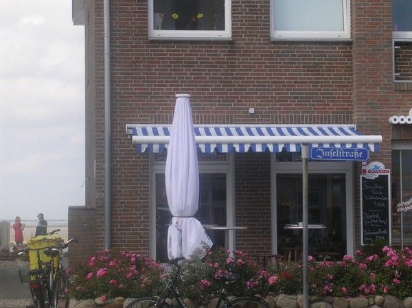 Sonnenschutz und Insektenschutz aus Husum & Heide