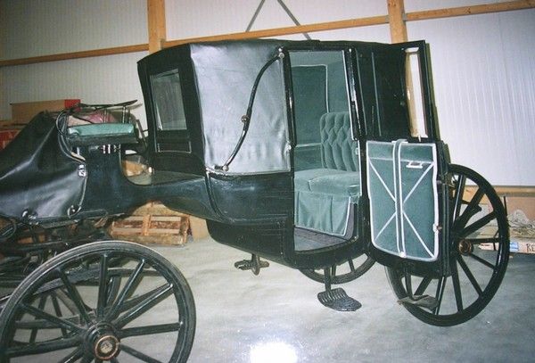 Restauration der Polster und Innenaustattung von Oldtimern und Kutschen in Husum & Heide
