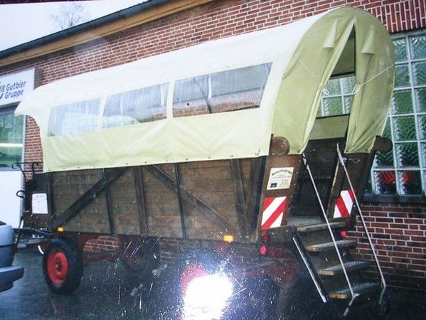 Restauration der Polster und Innenaustattung von Oldtimern und Kutschen in Husum & Heide