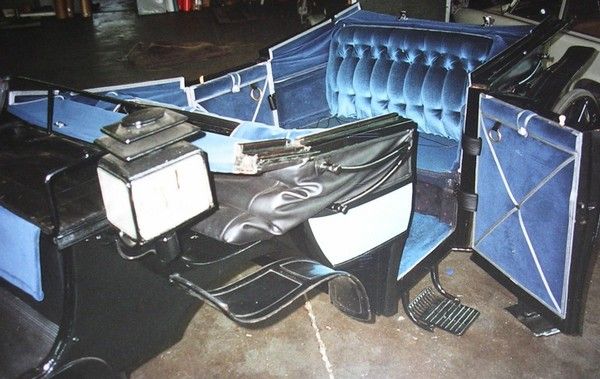 Restauration der Polster und Innenaustattung von Oldtimern und Kutschen in Husum & Heide